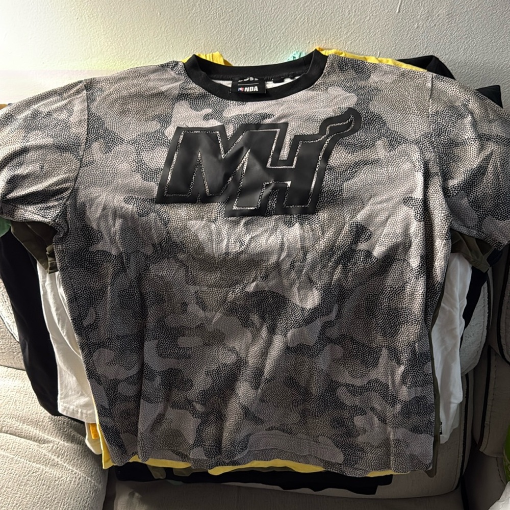 NBA boss T-shirt, size L